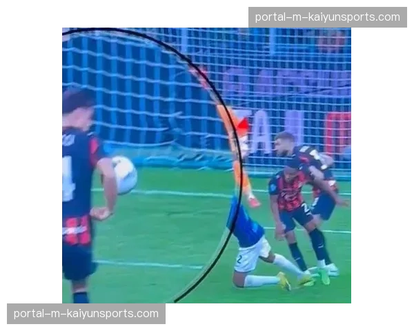 争议瞬间：科纳特禁区内的手球未被判罚，克洛普赛后拒绝对此评论